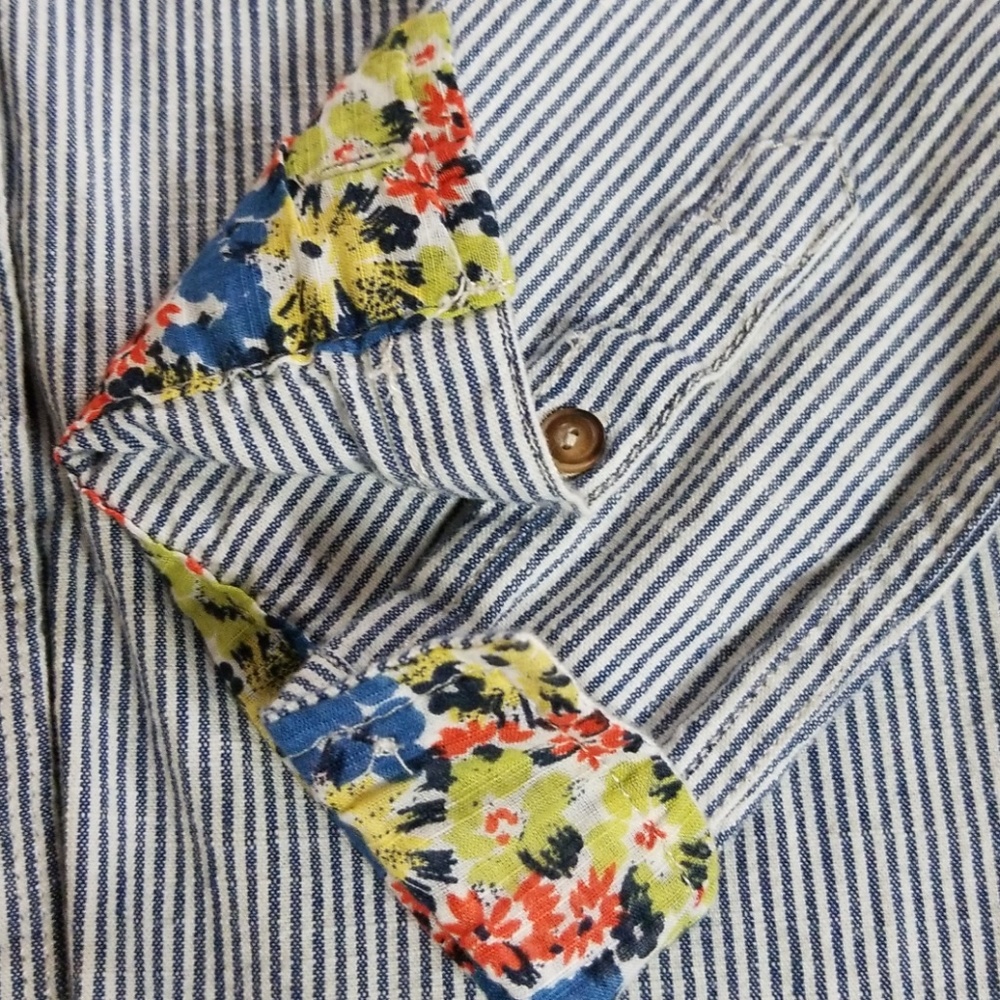 Hollister Button Down - image 4